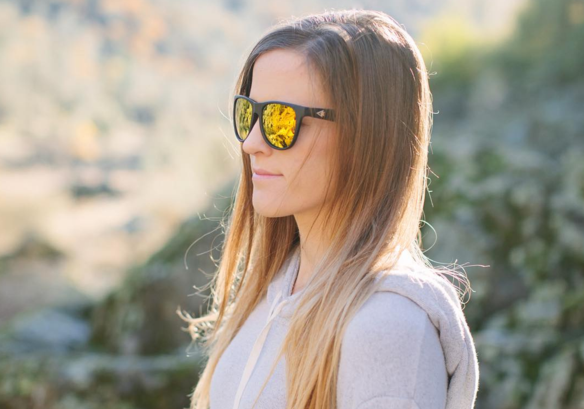 wild and free, mesh hats, trucker hats, eyewear, interchangeable sunglasses, fashion sunglasses, style sunglasses, california lifestyle, lifestyle brands, model, @wildandfreelife, instagram, lifestyle wear