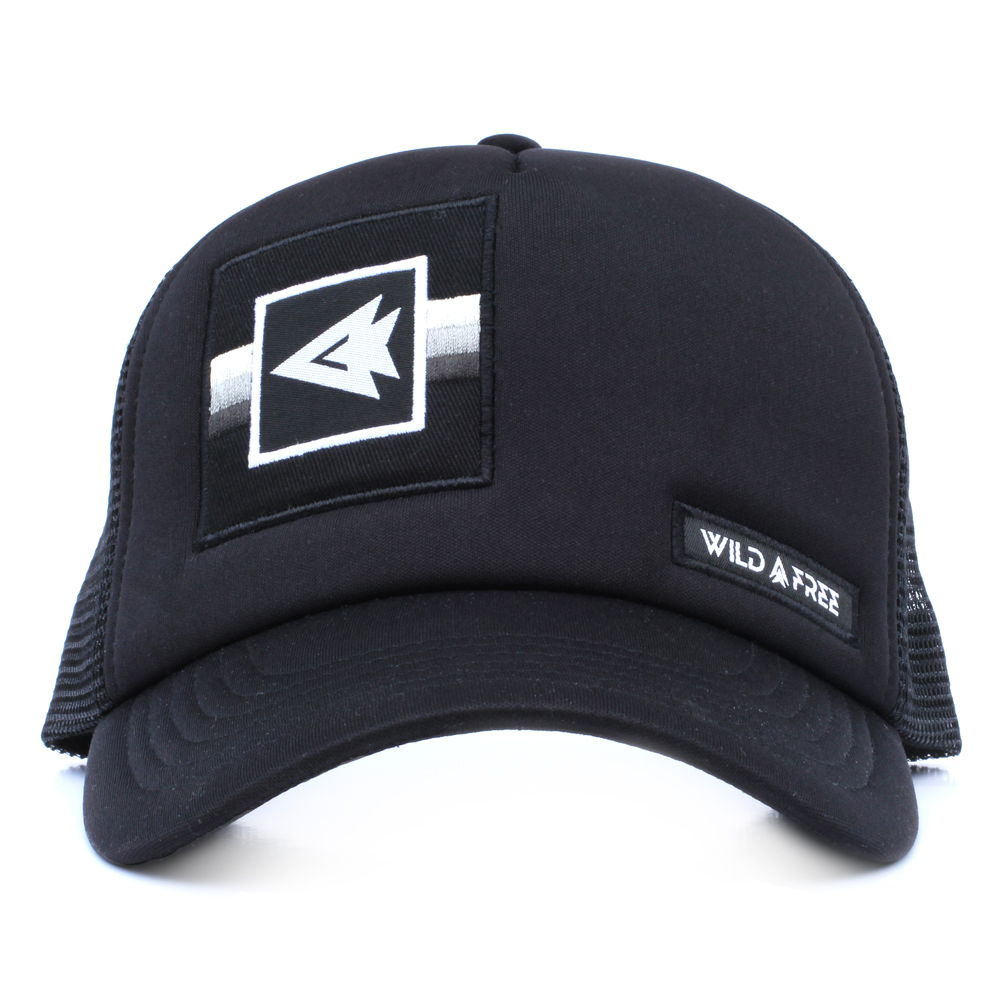 wild and free, mesh hats, trucker hats, eyewear, interchangeable sunglasses, fashion sunglasses, style sunglasses, california lifestyle, lifestyle brands, model